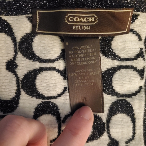 Coach Scarf - Picture 3 of 10